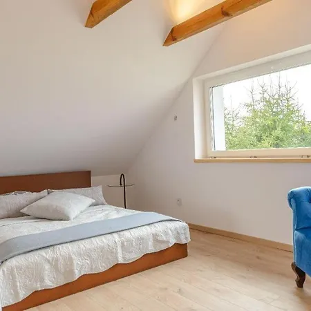 Kaszuby Luxhut